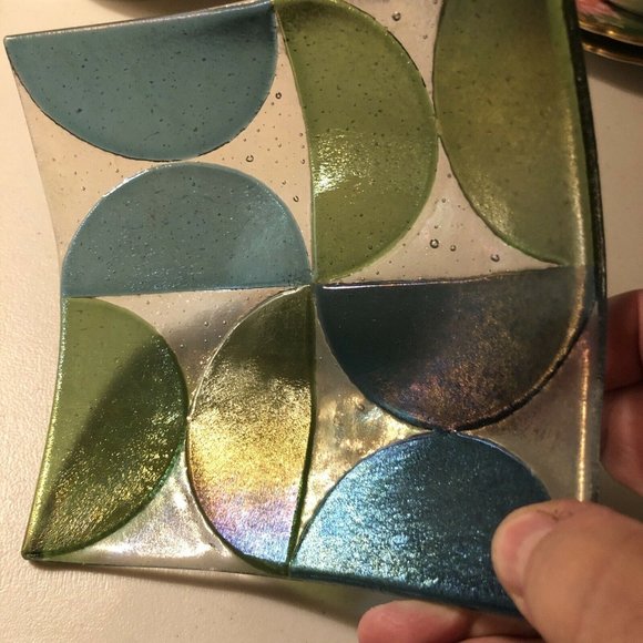 Shepardson Studios iridescent Glass Square 6"x 6" Plate - Picture 4 of 9